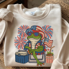 Patriotic Frog Embroidered Sweatshirt – Funny 4th of July Crewneck for Summer BBQ & Fireworks