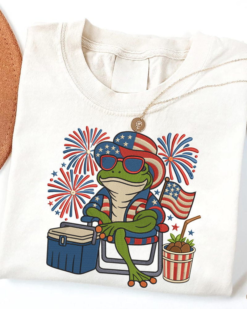 Patriotic Frog Embroidered Sweatshirt – Funny 4th of July Crewneck for Summer BBQ & Fireworks