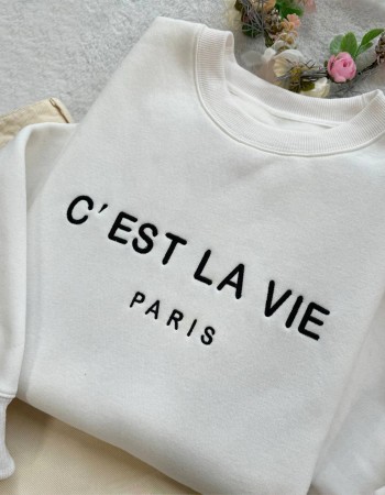 C’EST LA VIE Paris Embroidered Sweatshirt – White Unisex Pullover